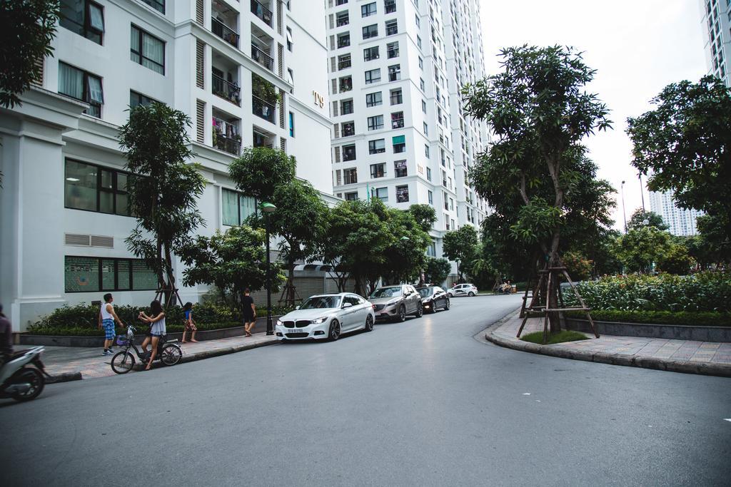 Full House Times City Hanoi Bagian luar foto