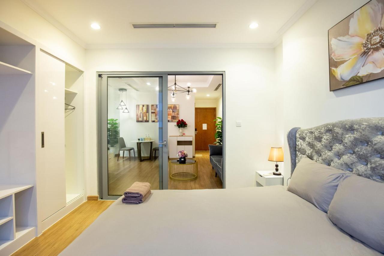 Full House Times City Hanoi Bagian luar foto