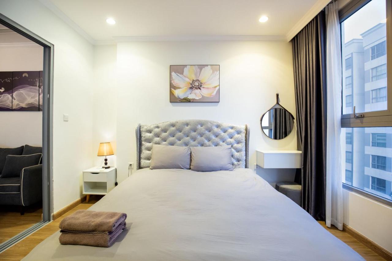 Full House Times City Hanoi Bagian luar foto